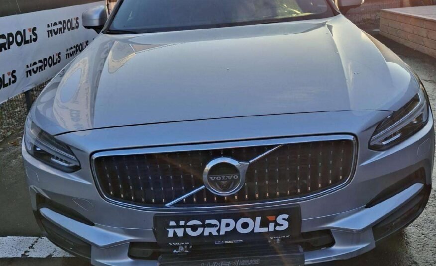 Volvo V90 Cross Country