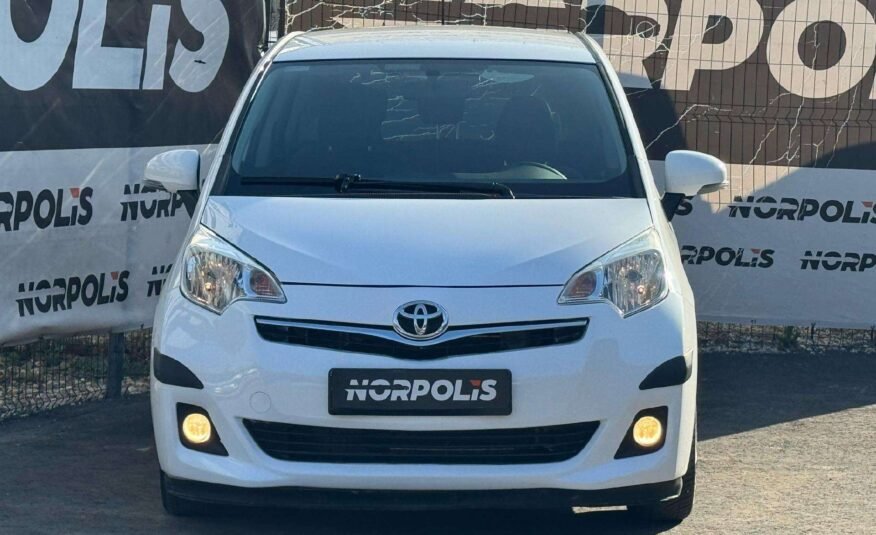 Toyota Verso-S