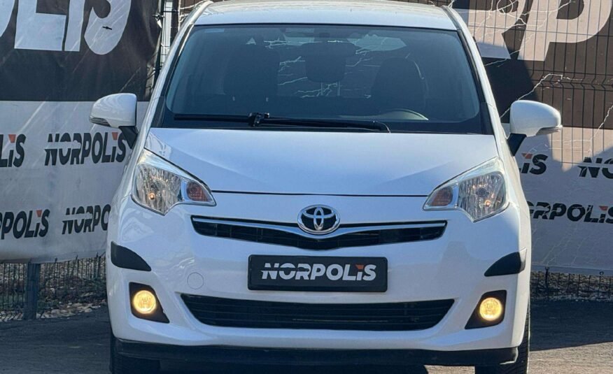 Toyota Verso-S