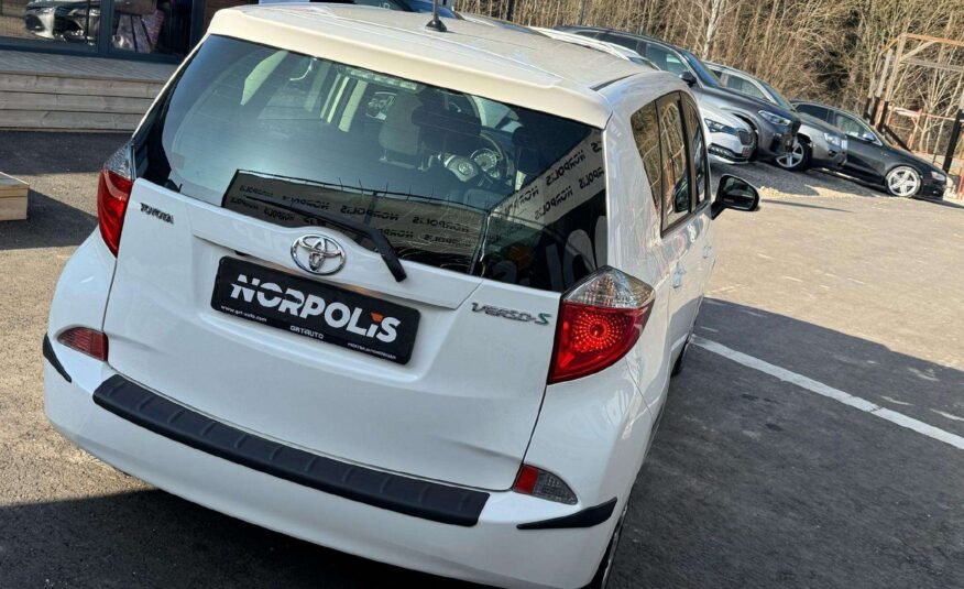 Toyota Verso-S
