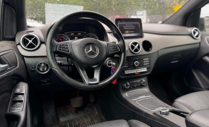 Mercedes-Benz B180