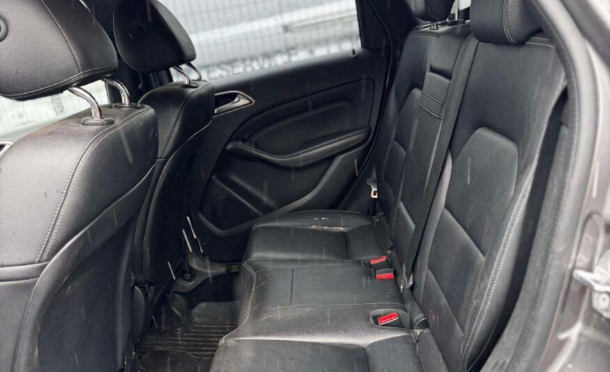 Mercedes-Benz B180