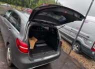 Mercedes-Benz B180