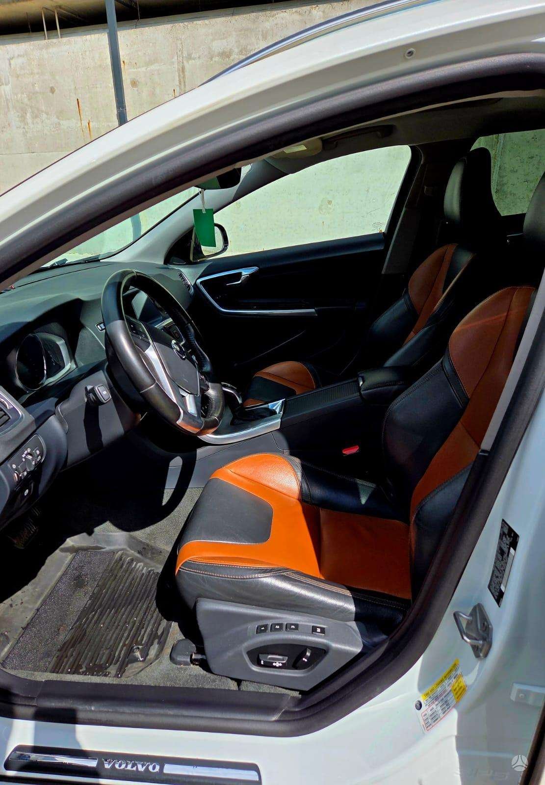 Volvo V60 Cross Country