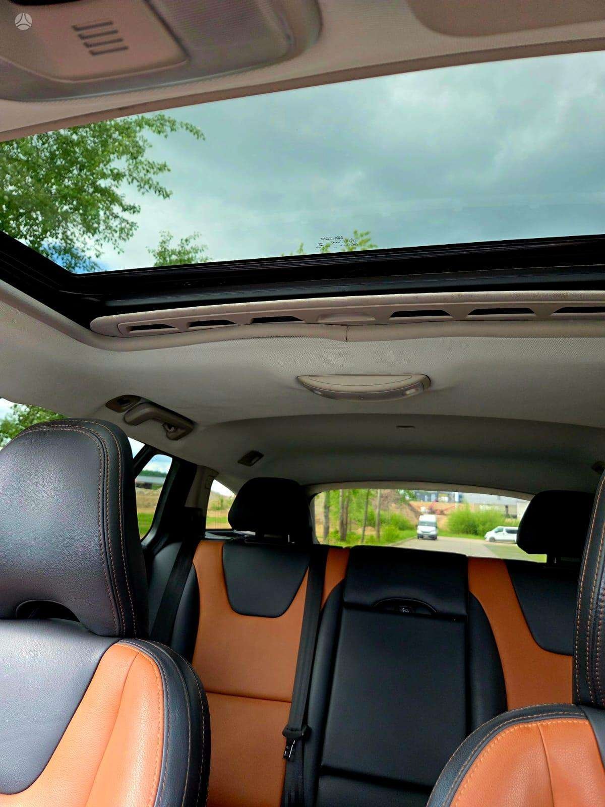 Volvo V60 Cross Country