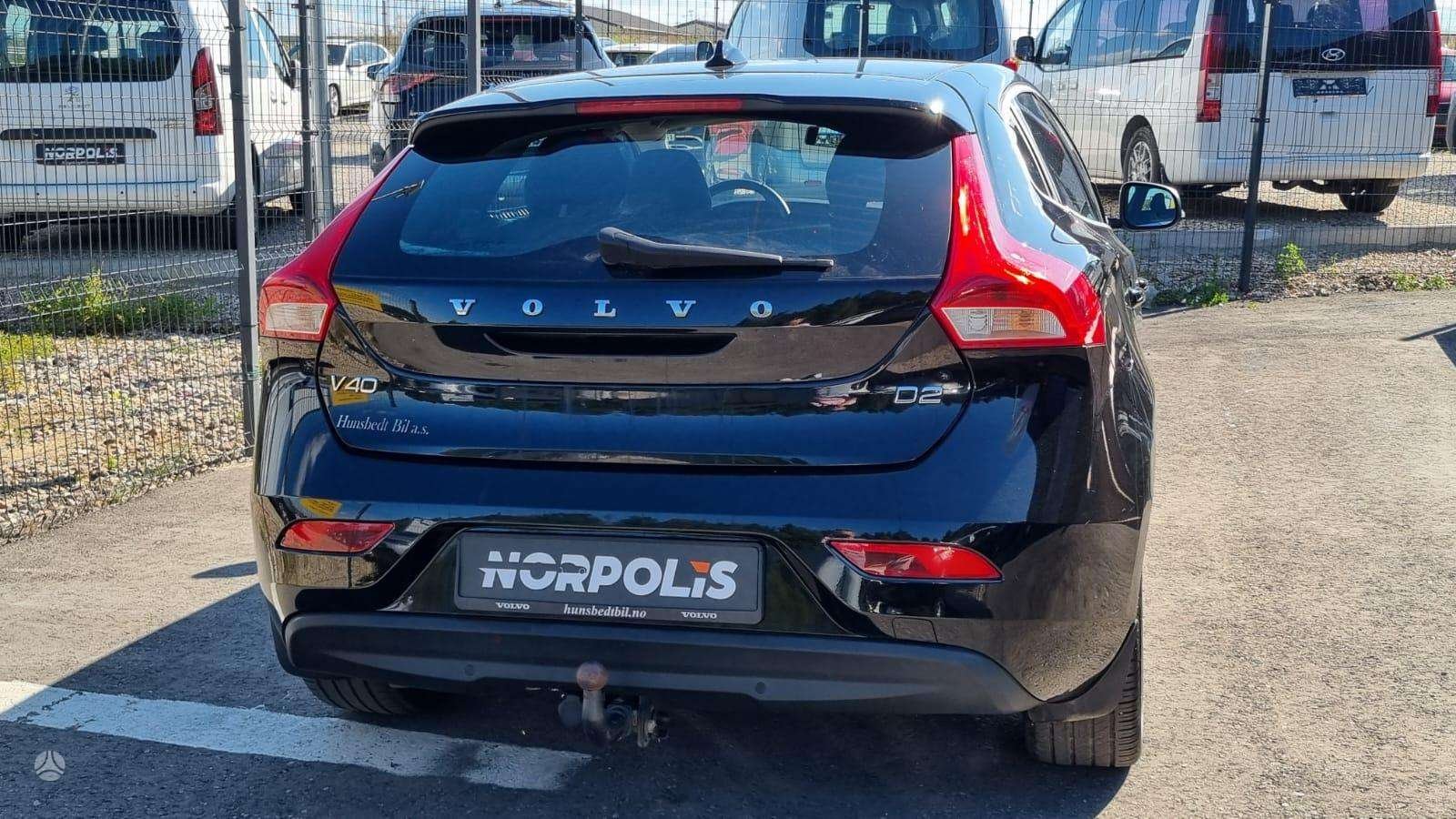Volvo V40