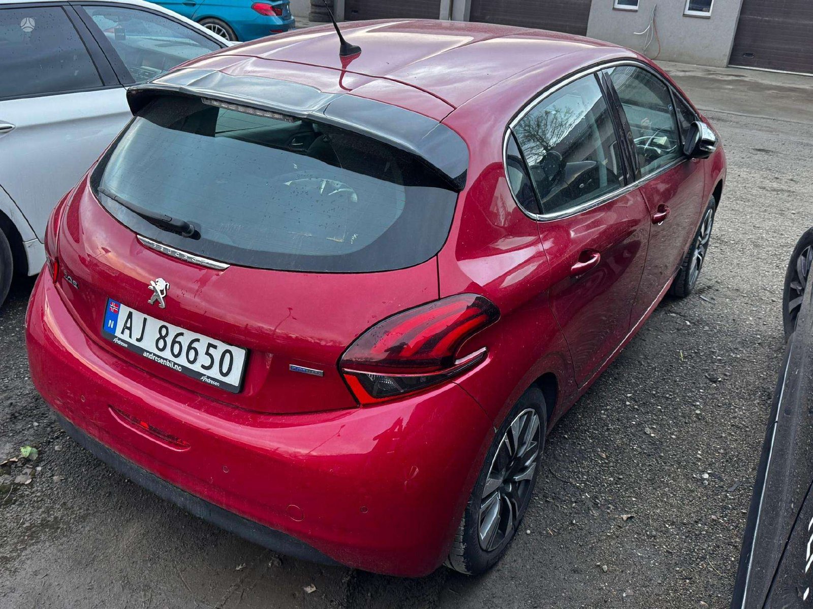 Peugeot 208