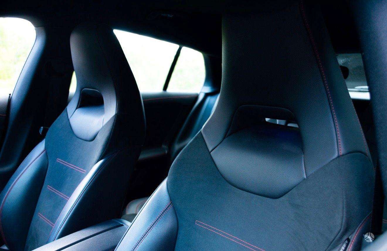 Mercedes-Benz CLA200