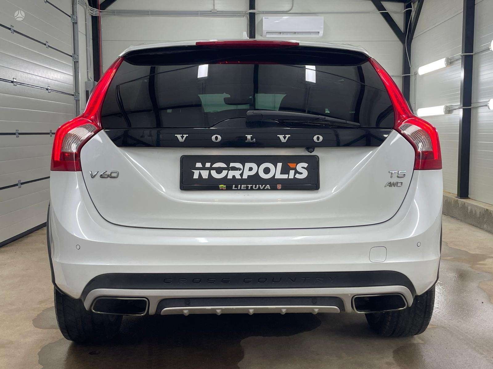 Volvo V60 Cross Country