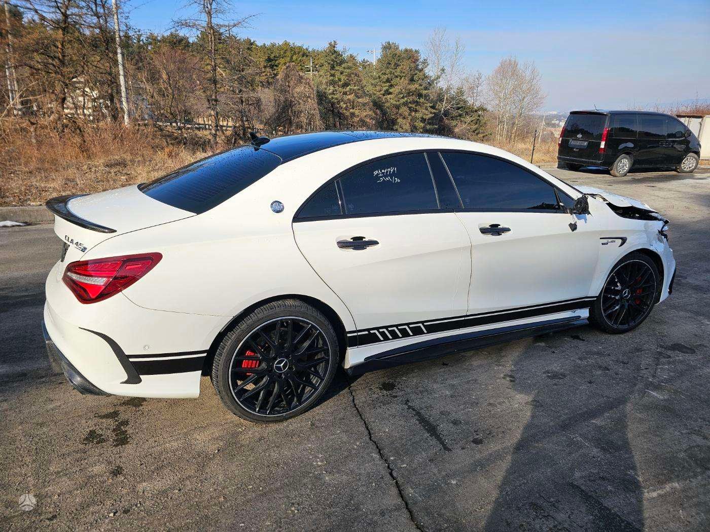 Mercedes-Benz CLA45 AMG