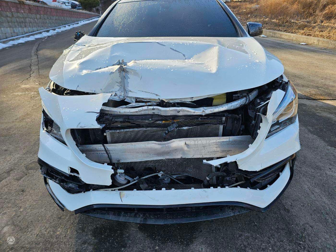 Mercedes-Benz CLA45 AMG