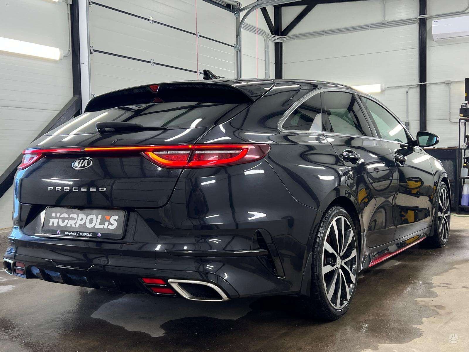 Kia ProCeed