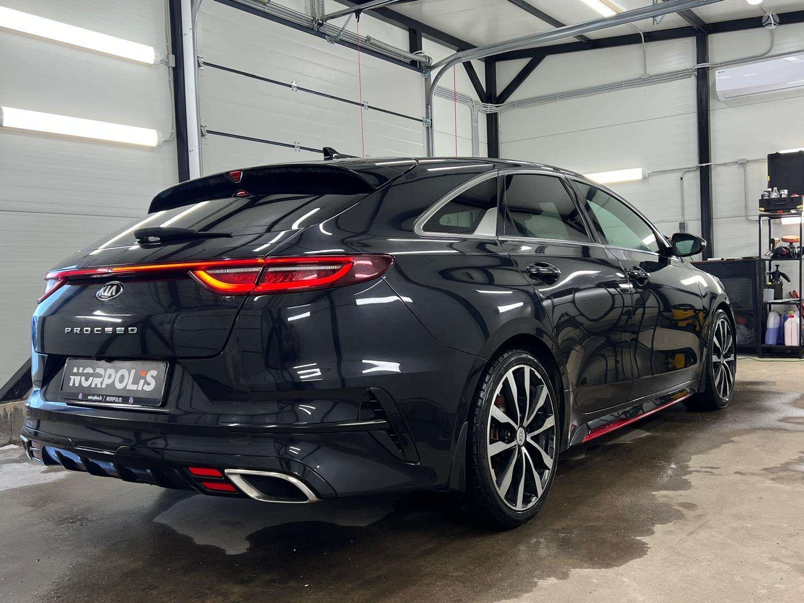Kia ProCeed