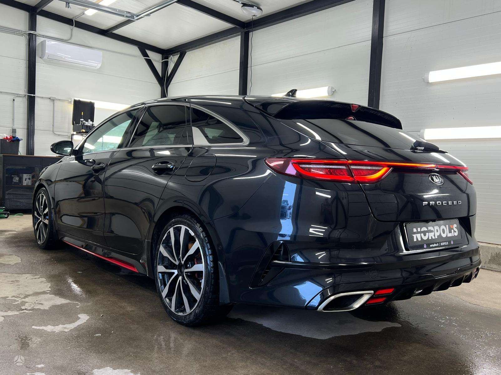 Kia ProCeed