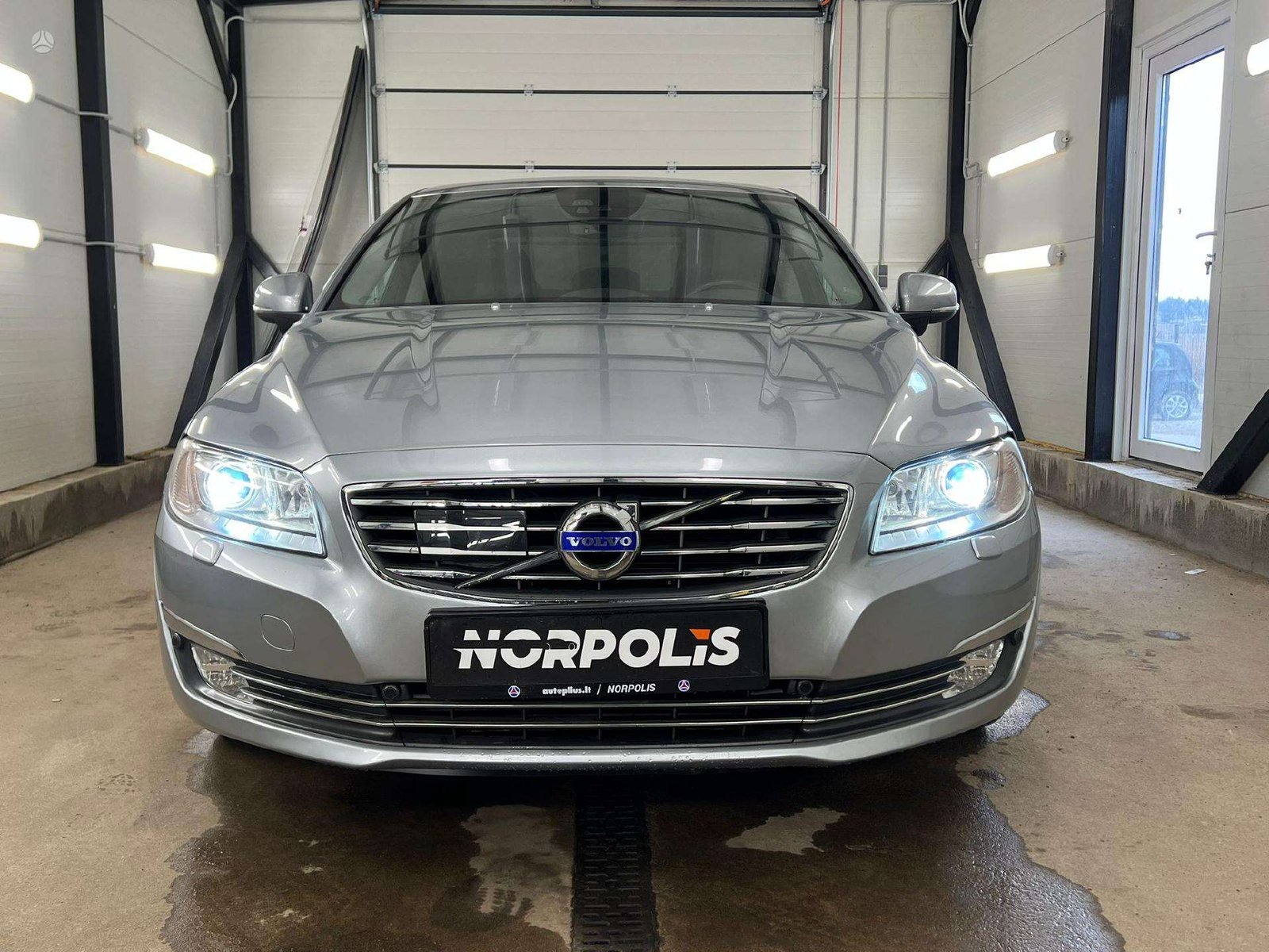 Volvo S80