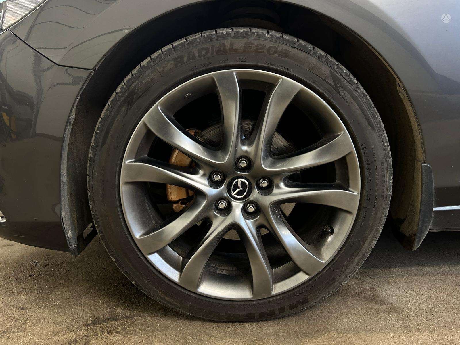 Mazda 6